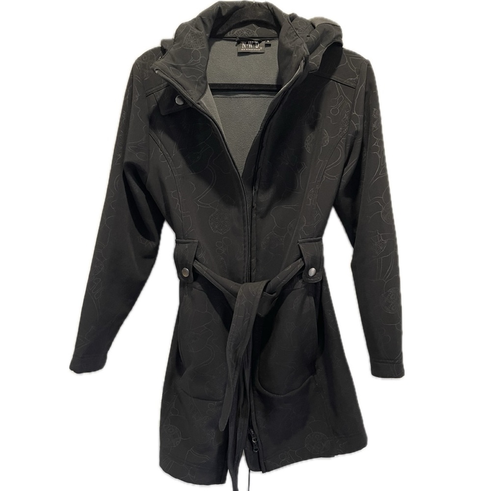 Sz.S-Black Jacket with print detail removable hood